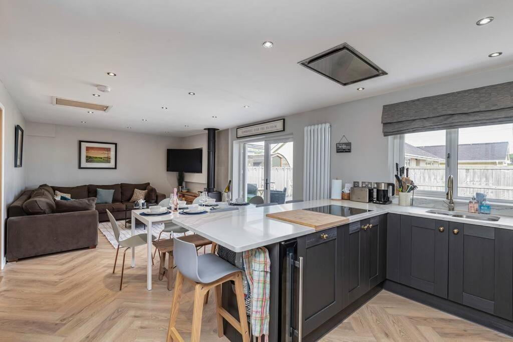 Family-Friendly Retreat Between Beach & Mountains Tremadog Exteriér fotografie